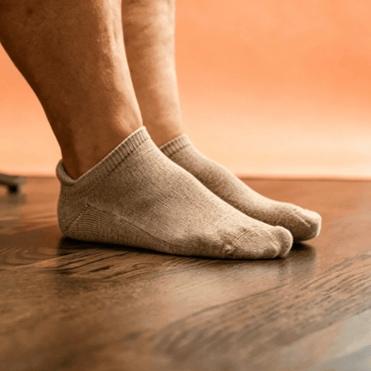 DiaFlow™ Ankle Acupressure Socks for Neuropathy - White