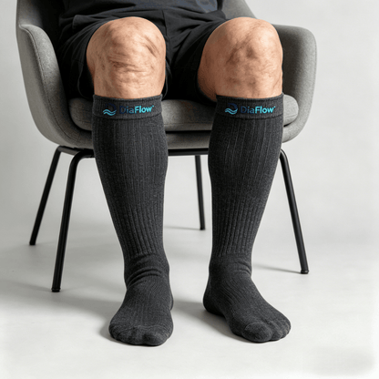 Non-binding black diabetic long socks for extended daily wear