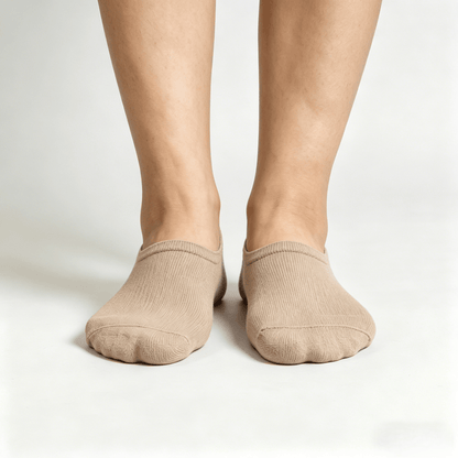 eige diabetic no-show socks with silicone heel grip and non-constricting fit to prevent slipping

