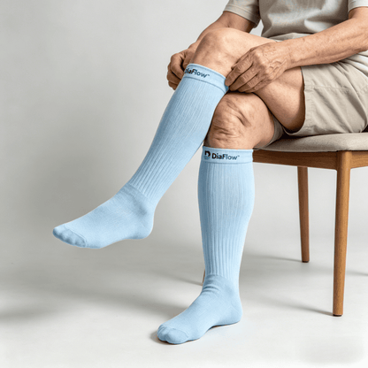Non-binding light blue diabetic long socks for extended daily wear