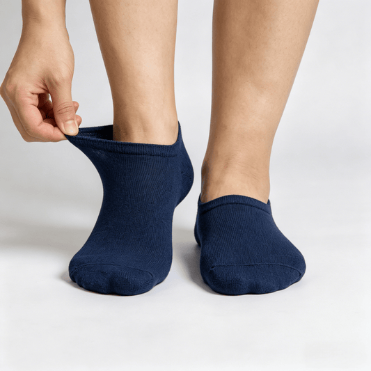 Smooth flat-seam navy blue diabetic no-show socks to reduce friction on toes and feet