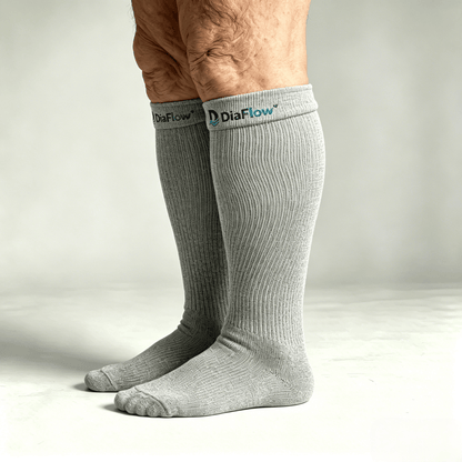 Loose top design prevents constriction and supports natural circulation