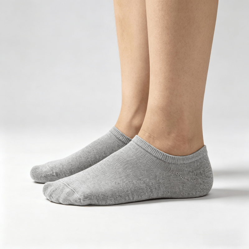 Gray diabetic no-show socks without tightness and with heel grip to prevent slipping


