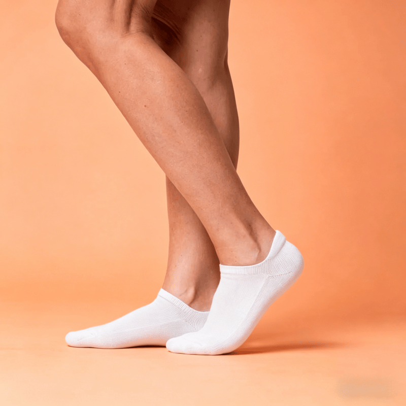 Men's solid white diabetic reflexology acupressure low cut socks